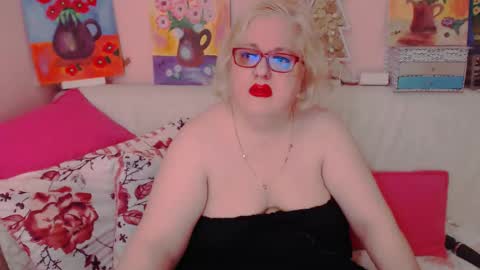 Alice online show from November 26, 8:21 pm