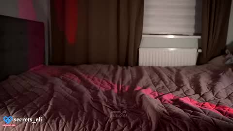 Eliz online show from November 14, 3:34 pm