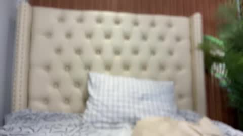 Snapshot of seductive_akira chatting on October 19, 3:36 pm Akira online show from October 19, 3:36 pm