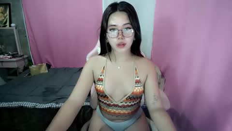 pau online show from March 29, 5:28 am