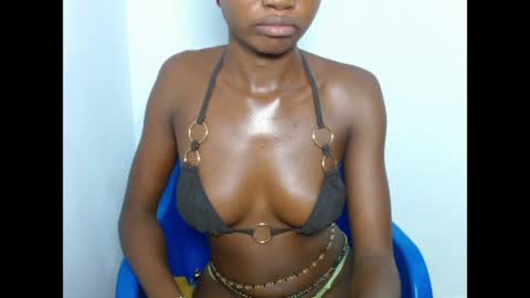 seductive_sugar247 online show from April 11, 7:56 am