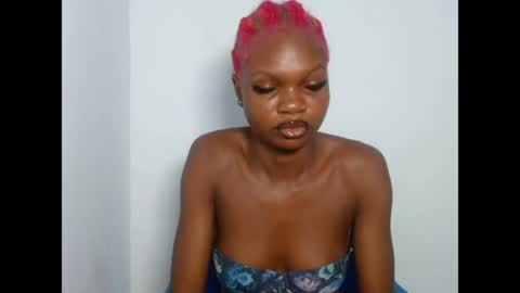 seductive_sugar247 online show from April 8, 1:02 pm