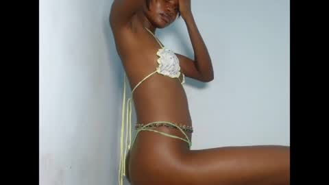 seductive_sugar247 online show from April 15, 5:46 pm