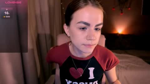 selectrra online show from September 19, 7:24 pm