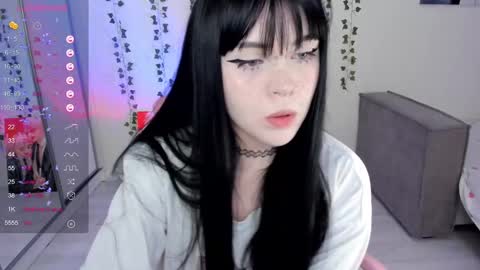 Selena  online show from March 3, 5:05 am