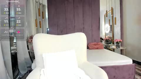 Selena online show from December 22, 7:33 am