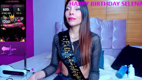 Snapshot of selenakyle92_ chatting on February 1, 6:51 pm Selena online show from February 1, 6:51 pm