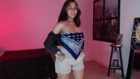 Snapshot of selene_gils chatting on February 6, 3:06 am nathy online show from February 6, 3:06 am