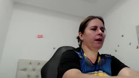 selene online show from April 4, 2:05 pm