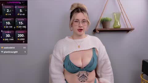 Selina Mae online show from February 2, 4:26 am