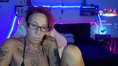 Snapshot of selvaggia_del_caribe chatting on September 13, 6:27 pm Selvaggia Del Caribe online show from September 13, 6:27 pm