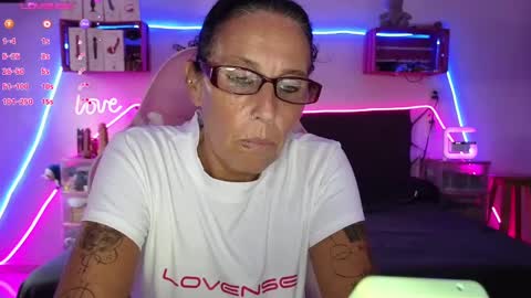 Snapshot of selvaggia_del_caribe chatting on January 14, 5:45 pm Selvaggia Del Caribe online show from January 14, 5:45 pm