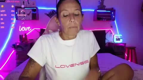 Snapshot of selvaggia_del_caribe chatting on January 27, 5:48 pm Selvaggia Del Caribe online show from January 27, 5:48 pm