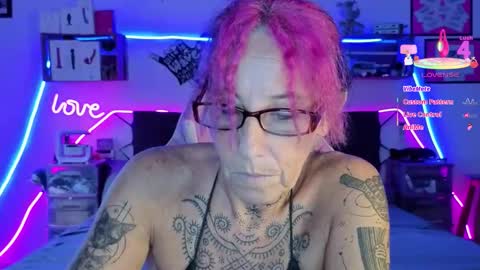 Selvaggia Del Caribe online show from December 2, 5:48 pm