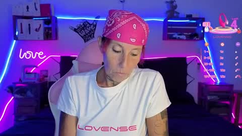 Snapshot of selvaggia_del_caribe chatting on September 17, 5:00 pm Selvaggia Del Caribe online show from September 17, 5:00 pm
