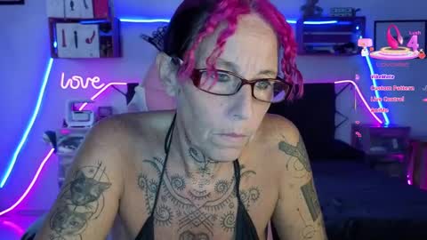 Snapshot of selvaggia_del_caribe chatting on October 14, 5:04 pm Selvaggia Del Caribe online show from October 14, 5:04 pm