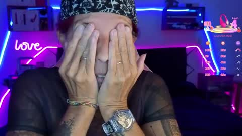 Snapshot of selvaggia_del_caribe chatting on September 18, 5:11 pm Selvaggia Del Caribe online show from September 18, 5:11 pm