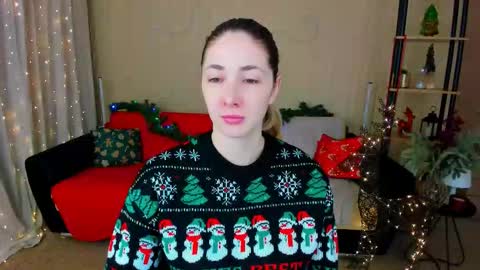 sensitiveheartt online show from December 17, 11:25 am