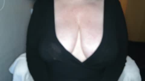 CRIS  online show from February 6, 9:22 am