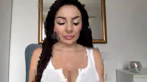 sensuallstella online show from November 17, 7:42 am