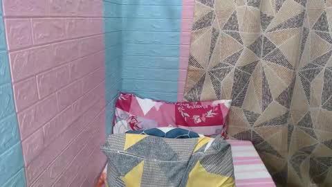 SensuousLips online show from November 28, 5:21 am