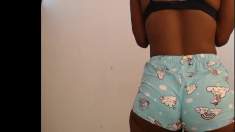 Anne online show from December 16, 2:01 pm