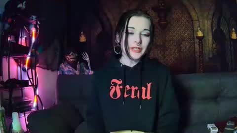 Seraphin Munster online show from October 24, 10:28 pm