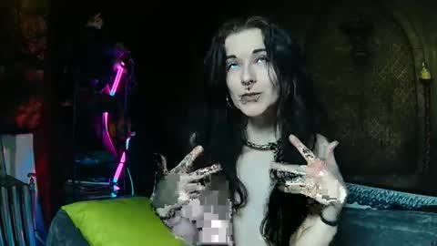 Seraphin Munster online show from January 9, 11:20 pm