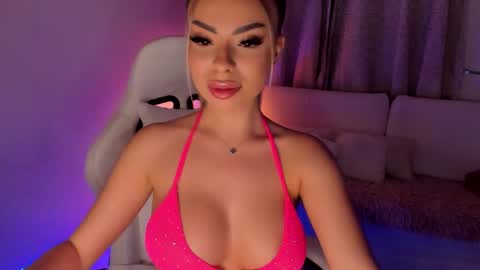 Ana online show from October 8, 9:19 pm