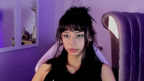 Seren  Follow me online show from October 8, 2:49 am