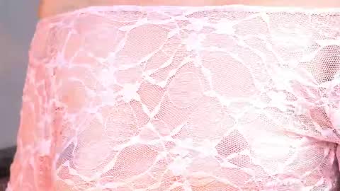 SerenaGrant online show from November 8, 12:15 am