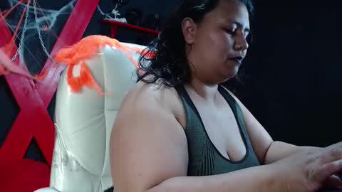 serenamystsh online show from November 1, 11:31 pm