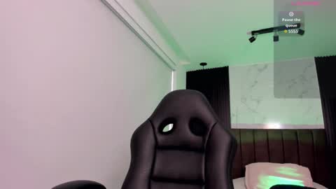 Serene online show from November 10, 12:33 pm