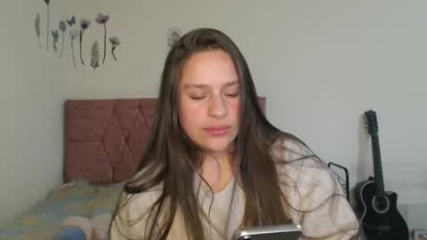 serenity_crystal online show from April 13, 10:32 pm