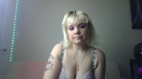 serenityfaith1 online show from January 16, 3:56 am