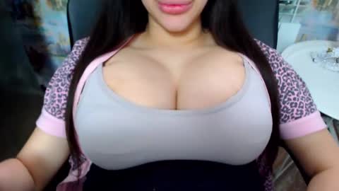 seu_cute online show from February 10, 11:04 am