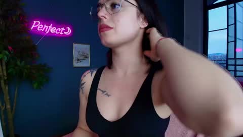 seven_sinsss online show from April 13, 4:03 am