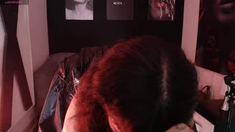 sex_metal_vana online show from April 30, 8:57 pm