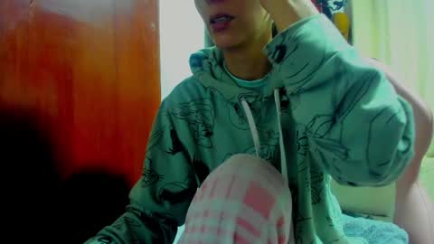 sexmilkdirty online show from May 4, 10:13 pm
