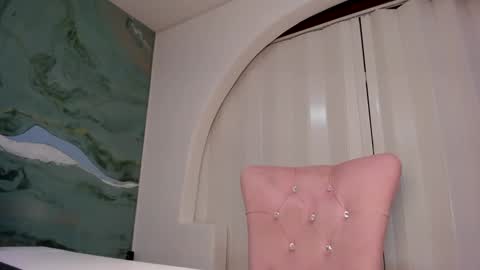 SARA    online show from February 4, 10:40 am