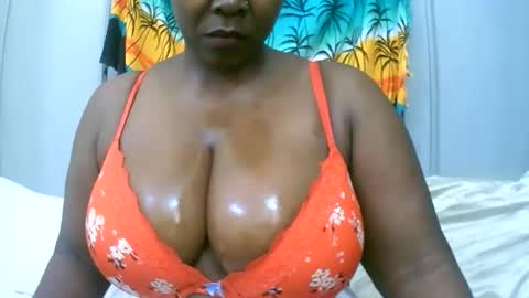 sexxi_ebony online show from December 20, 5:55 am
