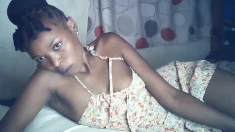 sexxy_curvy23 online show from February 6, 4:38 am