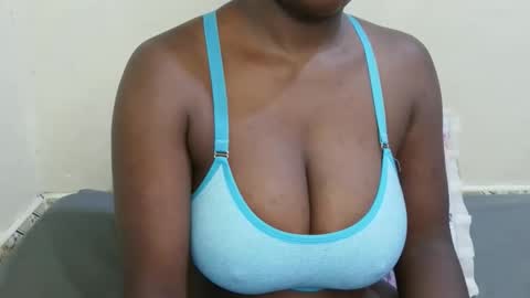 sexxy_maya1 online show from April 1, 4:35 am