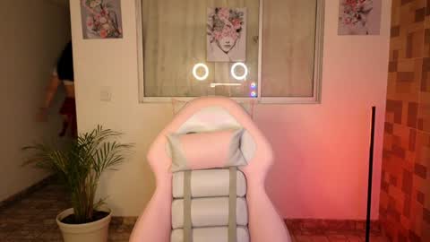  Angie   online show from January 18, 11:21 am