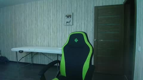 Snapshot of sexy_b0rsch chatting on March 2, 1:31 pm sexy_b0rsch online show from March 2, 1:31 pm