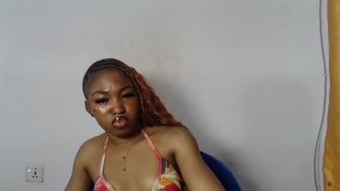 sexy_bluey247 online show from June 25, 5:12 am