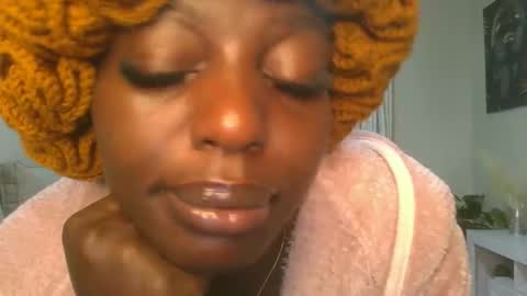 Stacy online show from April 18, 9:37 pm