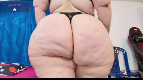 karla           instagram  online show from December 17, 4:33 pm