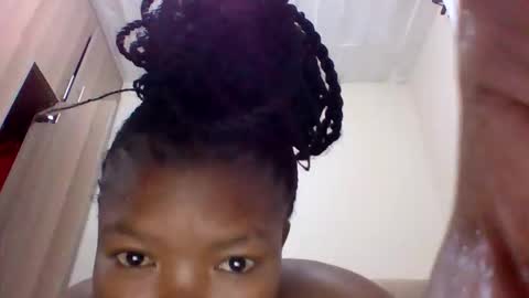 sexy_dianaa online show from April 5, 5:45 pm