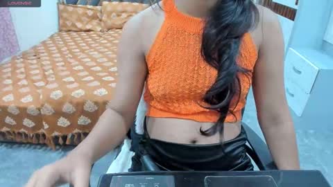 Snapshot of sexy_doll_1_ chatting on September 18, 6:06 pm Sexydoll online show from September 18, 6:06 pm